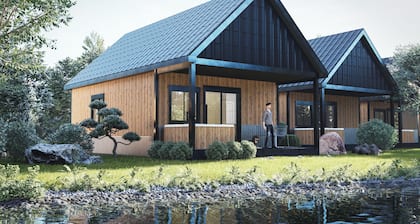Fly Fishing Creekfront, Old Works Jack Nicklaus Golf Course Cottage in Anaconda!