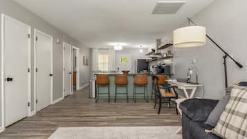 Televisión, oficina