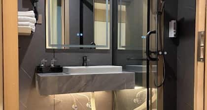 Huaxinyuan Hotel