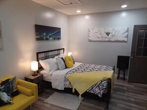 1 bedroom, iron/ironing board, WiFi, bed sheets