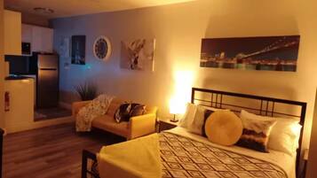 1 chambre, fer et planche à repasser, Wi-Fi, draps fournis