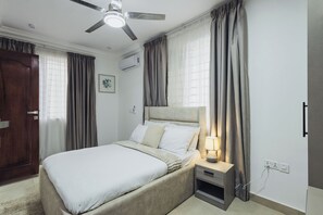 2 chambres, fer et planche Ă repasser, Wi-Fi, draps fournis