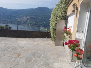 تفاصيل الفندق من الخارج