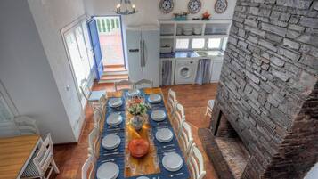 Villa, Multiple Bedrooms, Smoking, Private Pool | Dining room