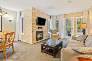 TV, fireplace