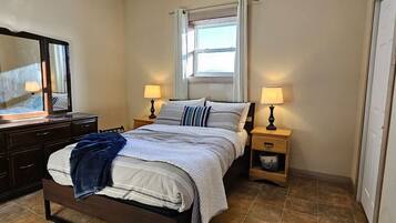 2 Schlafzimmer, Bügeleisen/Bügelbrett, Reisekinderbett, WLAN