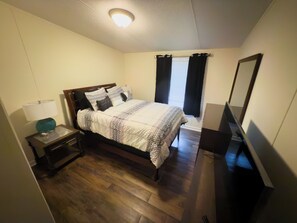 3 bedrooms, free WiFi, bed sheets