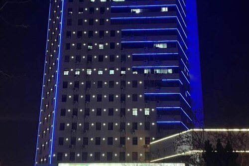 Jingman Light Luxury Hotel (Shangqiu Experimental Middle School High-speed Railway Station)