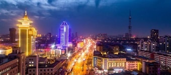 Jingman Light Luxury Hotel (Shangqiu Experimental Middle School High-speed Railway Station)