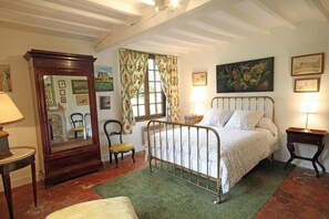 3 habitaciones, cuna de viaje y wifi gratis 