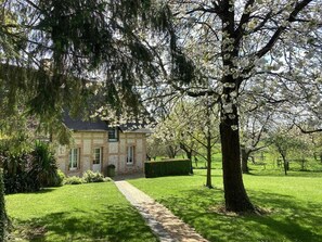 Property grounds - Gîtes de France® - La Graineterie (ARELAUNE EN SEINE)