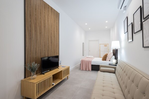 Strykejern/-brett, wi-fi (inkludert) og sengetøy