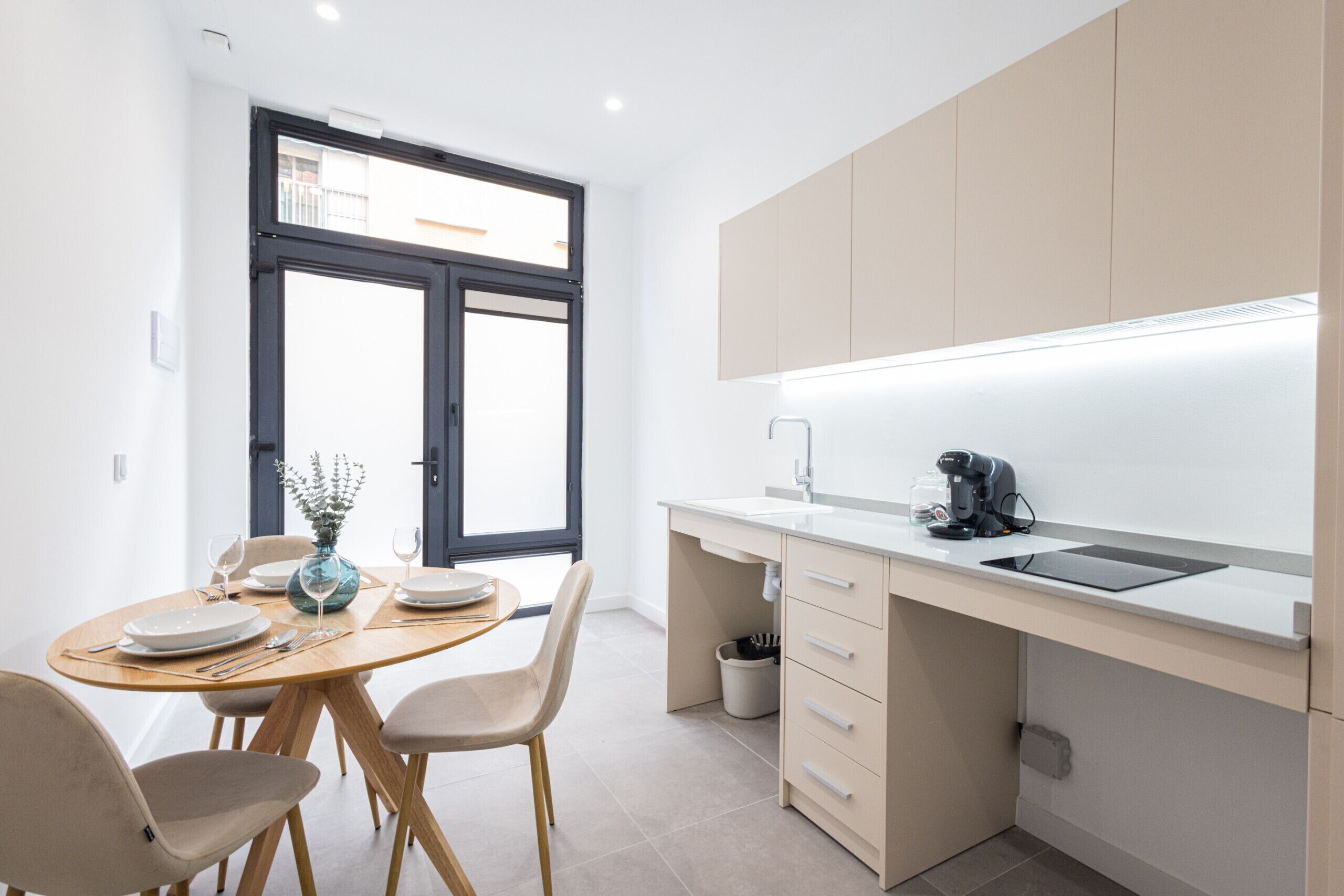 Fridge, microwave, coffee/tea maker, electric kettle