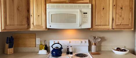 Microwave, oven, stovetop, dishwasher