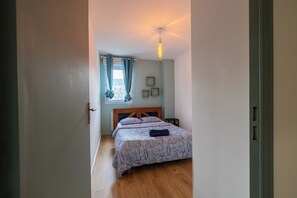 3 Schlafzimmer, Bügeleisen/Bügelbrett, Reisekinderbett, WLAN