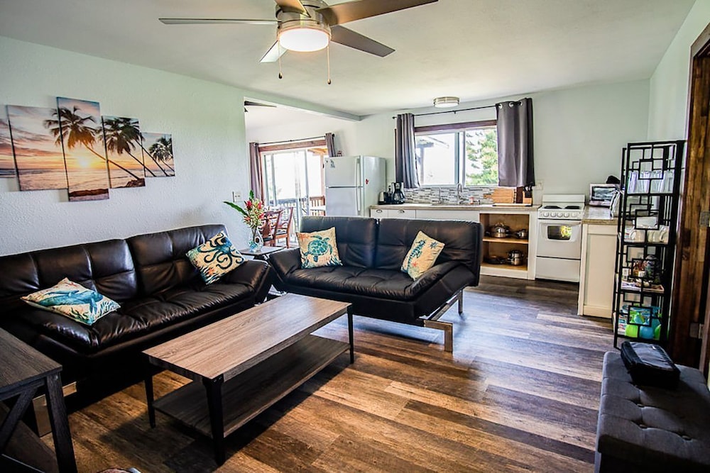 God's Peace of Maui Bed & Breakfast, LLC by null