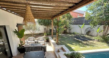 Architect-designed house with swimming pool in Marseillan-Ville