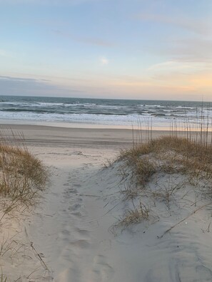first view of the beach from our street
