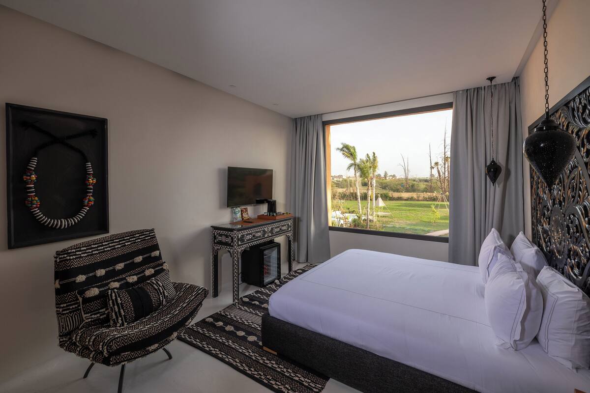 Junior Double Room, Balcony, Mountain View