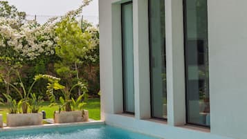 Royal Villa | Terrace/patio