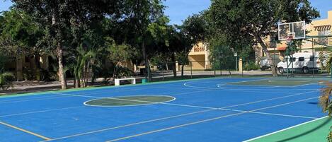Sport court