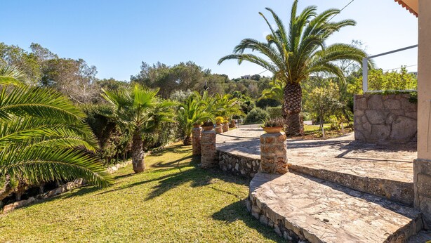 Unclassified image, 1 of 34, button - Casa Florentina, Cala Murada (Cala Murada)
