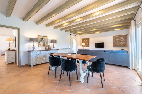 Dining - Casa Florentina, Cala Murada (Cala Murada)