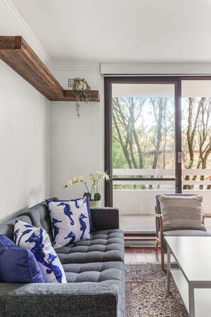 TV - Cozy 2beds retreat in Manly Vale (Manly Vale)