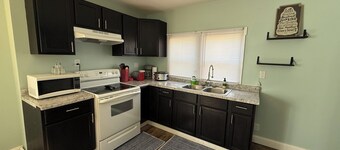 Charming 2-bedroom house with WiFi in brilliant South Bend