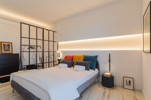 2 quartos, escrivaninha, ferros/tábuas de passar roupa, Wi-Fi