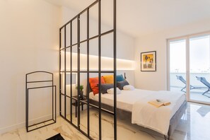 2 chambres, fer et planche à repasser, Wi-Fi, draps fournis