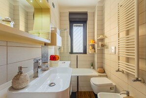 Free toiletries, hair dryer, bidet, towels