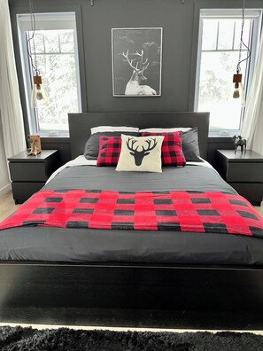 3 camere, una scrivania, ferro/asse da stiro, culla da viaggio