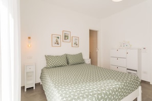 2 bedrooms, iron/ironing board, WiFi, bed sheets - Wanderlust Experience | Vita Lenta  (Polignano)