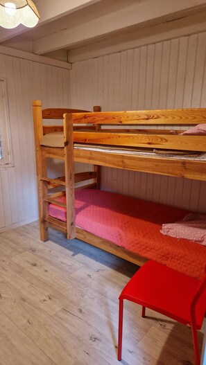 Room - 129- Typical 70 m² house in Maubuisson – Up to 6 guests (MAUBUISSON)