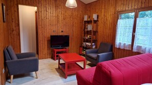 Living area - 129- Typical 70 m² house in Maubuisson – Up to 6 guests (MAUBUISSON)