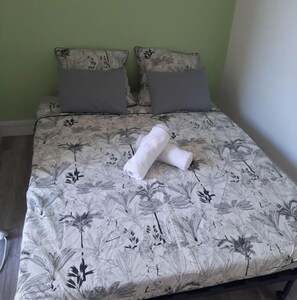 1 chambre, Wi-Fi gratuit, draps fournis