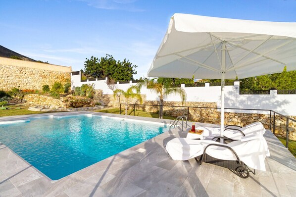Pool - Villa Blanca | Private Pool in Benalmadena (Benalmádena)