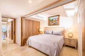 1 bedroom, in-room safe, iron/ironing board, free WiFi
