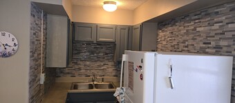 "Butterfly Escape – Your Cozy Retreat for Girls’ Trips & Family Adventures!"