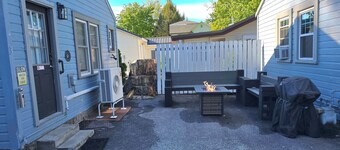 "Oreo’s Dream – A Cozy, Dog-Lover’s Retreat!"
