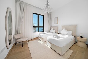 2 bedrooms, iron/ironing board, free WiFi, bed sheets - Modern 2 BD with Stunning Sea View in Port de La Mer (Dubai)