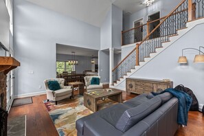 Smart-TV, peis, fotballspill og bøker