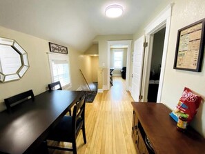 Dining - Humbly Mqt - Upper Level - 2 BR Relaxation (Marquette)