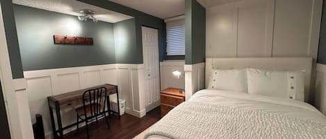1 bedroom, iron/ironing board, travel crib, WiFi