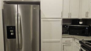 Unclassified image, 3 of 13, button - It's a cozy condo in the city! (Lithia Springs)
