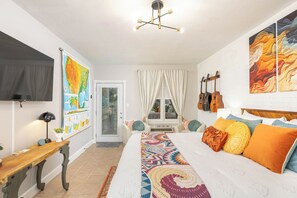 1 bedroom, iron/ironing board, WiFi, bed sheets