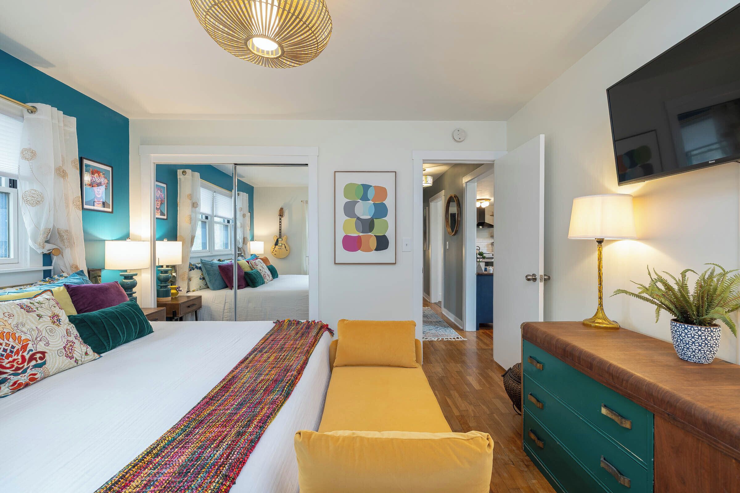 2 makuuhuonetta, silitysrauta/-lauta, Wi-Fi, vuodevaatteet