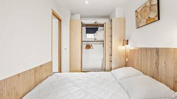 1 habitación, tabla de planchar con plancha y wifi gratis