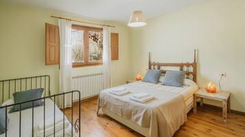 7 soveværelser, gratis Wi-Fi, sengetøj